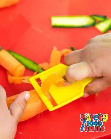 Kiddies Food Kutter Ireland UK Europe - Safety Knife and Peeler