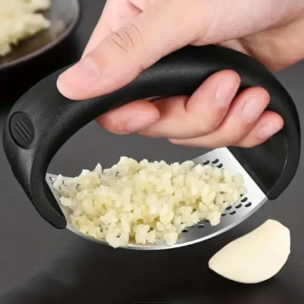 Safety Garlic Press - Image 4